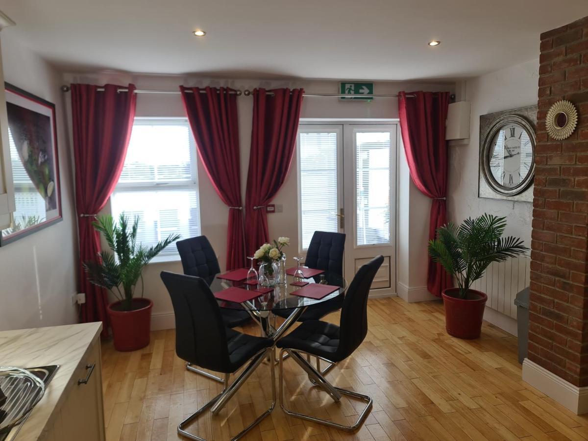 Dunderry Lodge Self Catering Family Lodges Navan Esterno foto